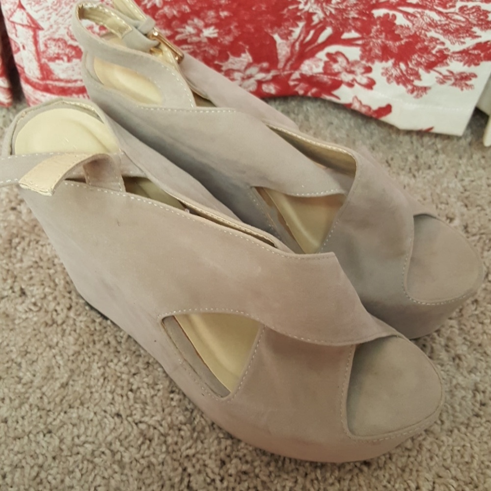 Forever 21 platform sandal