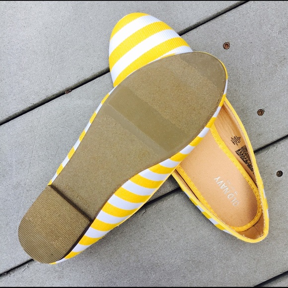 NWOT Yellow and White Striped Flats - Picture 3 of 3