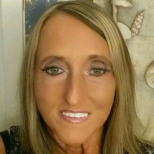 Meet your Posher, Cathy