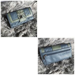Guess Tri-Fold Wallet