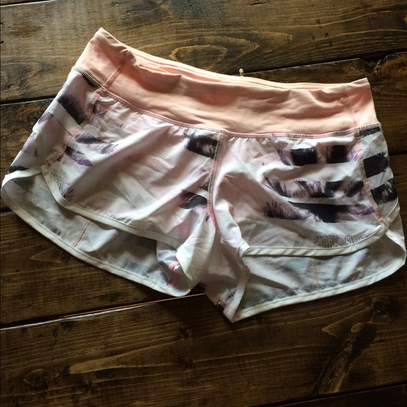 Lululemon Sunset Stripe Blush Quartz Speed Short 6 - Picture 2 of 4