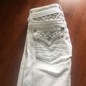 Size 25 White Miss Me Jeans/Pants