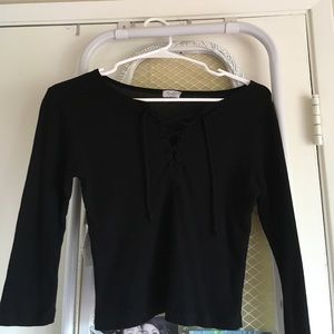 Brandy Melville ribbed 3/4 crop lace up top