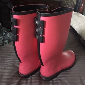 Rain boots