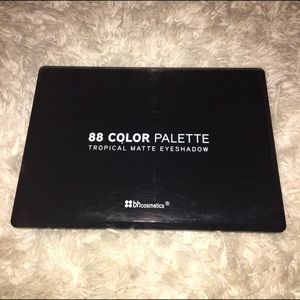 bh cosmetics tropical matte eyeshadow palette