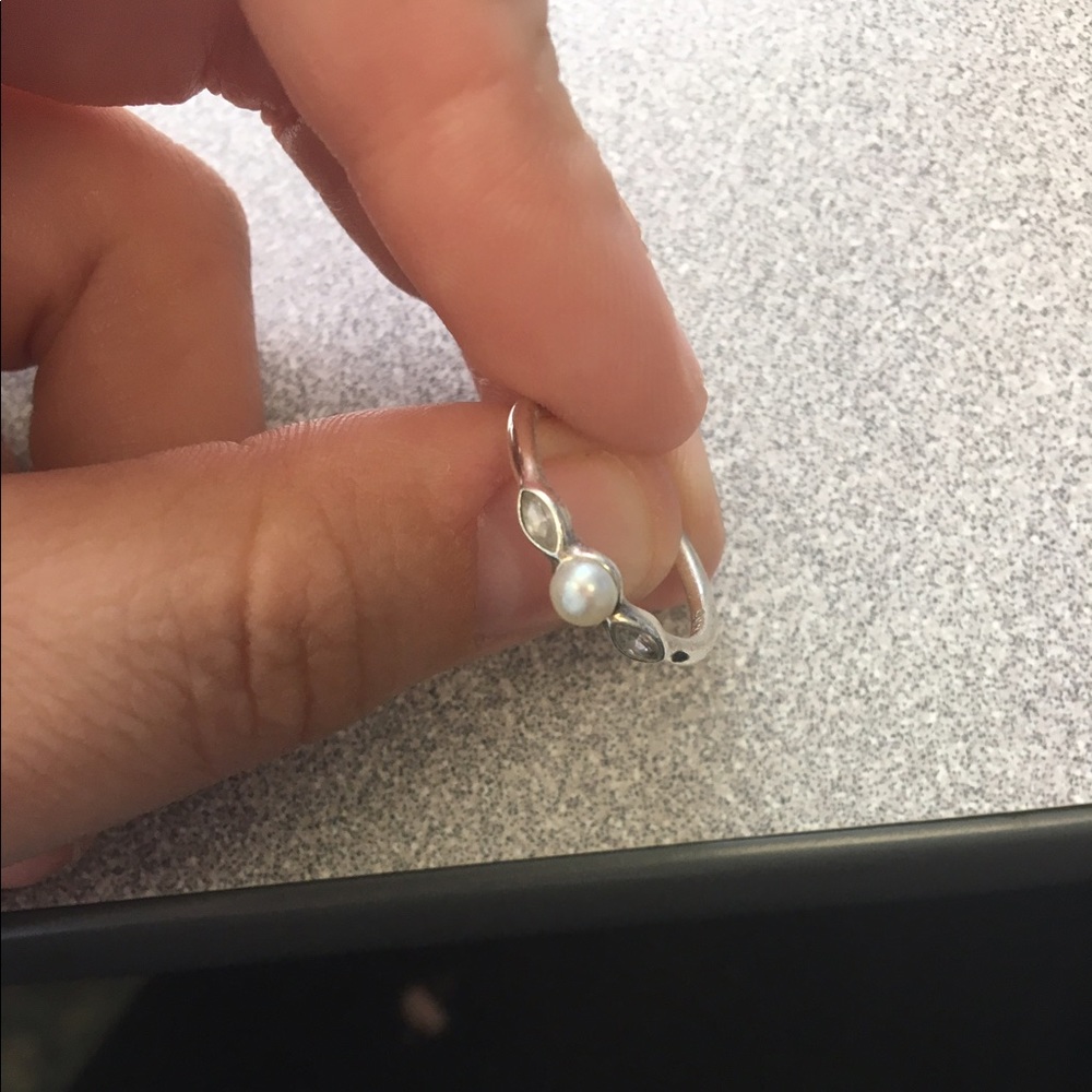 size 6 pearl pandora ring