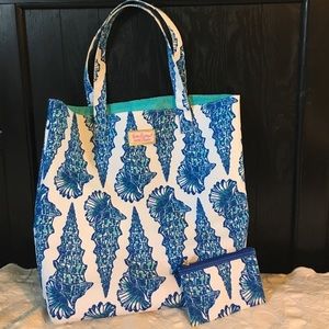Lilly Pulitzer for Estée Lauder Tote