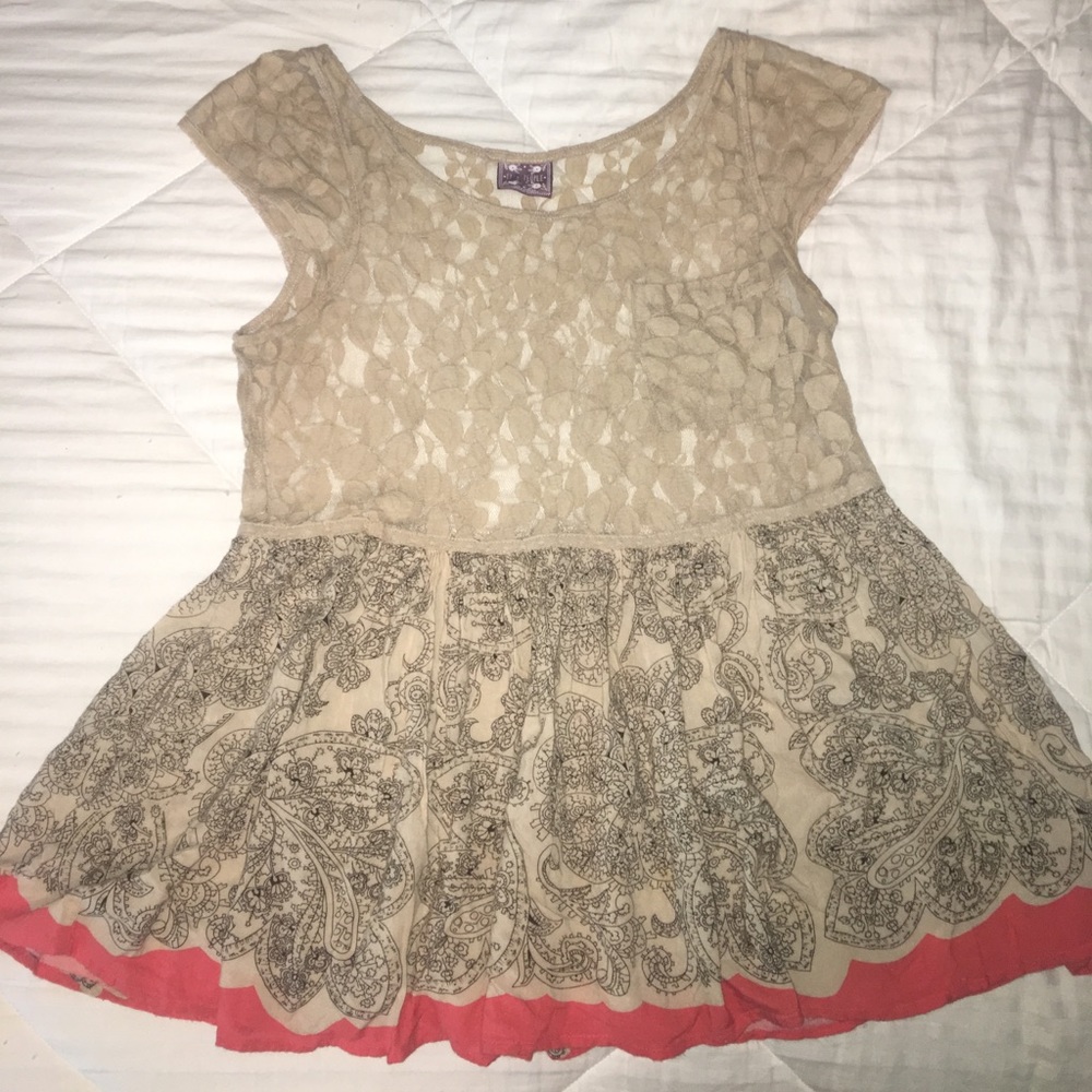FREE PEOPLE lace babydoll top!!