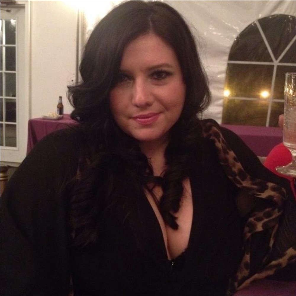 Meet your Posher, Aviva