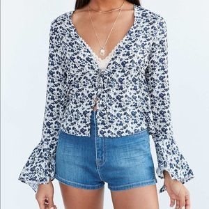 Kimchi Blue Eleanor Bell-Sleeved Button Down Top