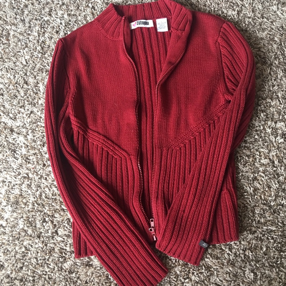 Red cable knit sweater zip front