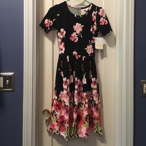 Floral Amelia by Lularoe