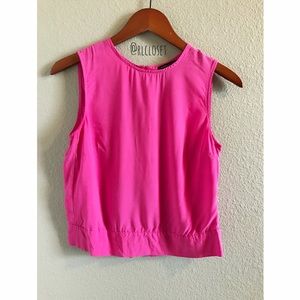 ▫️Banana Republic Sleeveless Crop Top▫️