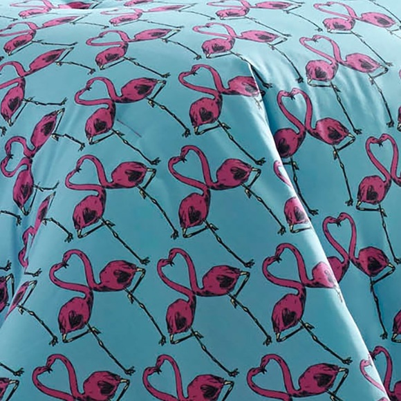 Betsey Johnson flamingo twin comforter and sham - Picture 3 of 5