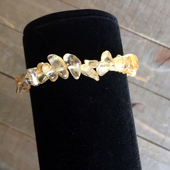 Handmade Natural Citrine Stretch Bracelet - Picture 2 of 4