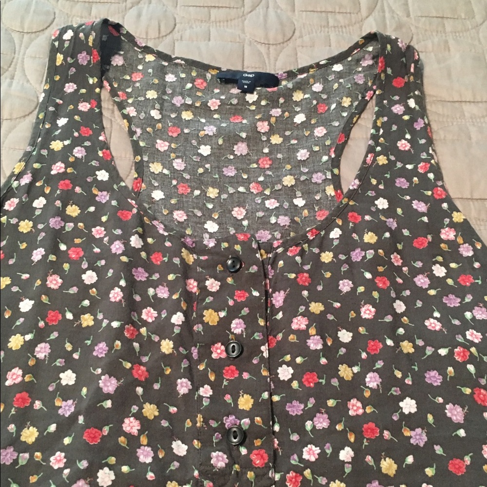 GAP Floral Racerback - Picture 2 of 4