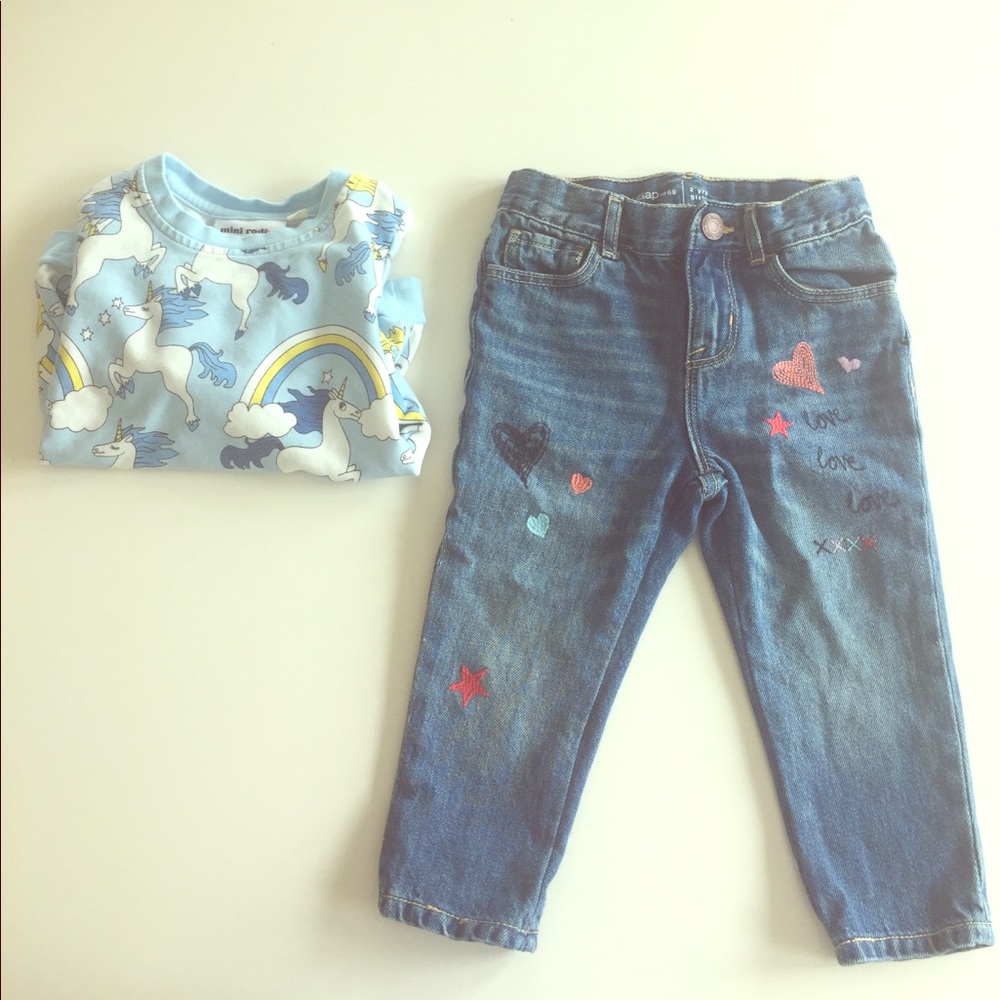 Embroidered Jeans⭐️💕