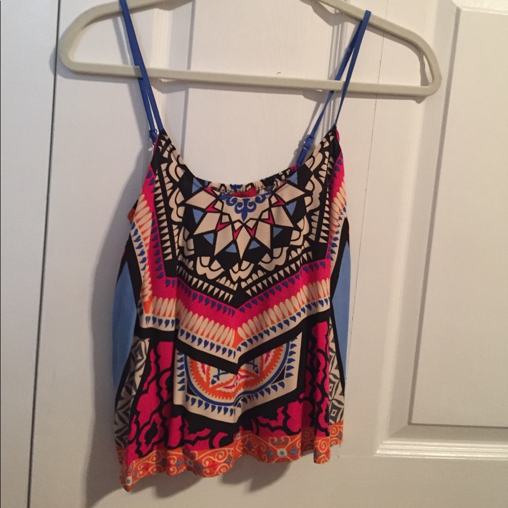 Cropped flowy tank