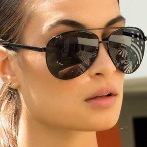 Quay Vivienne sunglasses