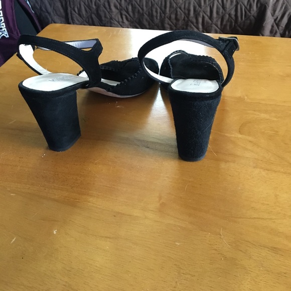 Raphael Heels - Picture 3 of 4