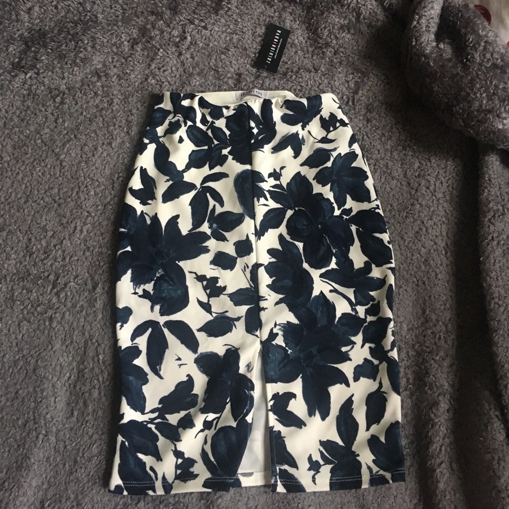 Floral Skirt NWT