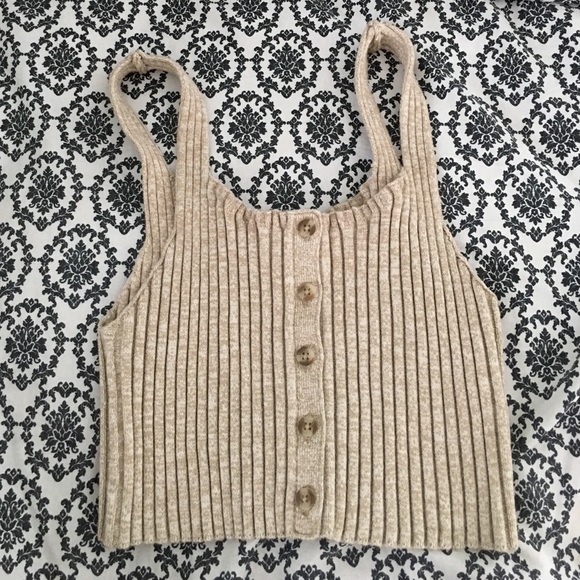 Urban Outfitters Tops - UO crop top