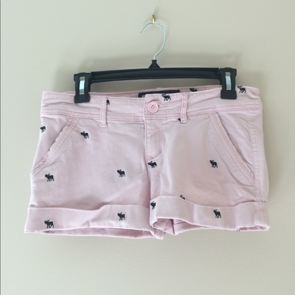 Abercrombie & Fitch Pants - Abercrombie pink and navy moose embroidered shorts