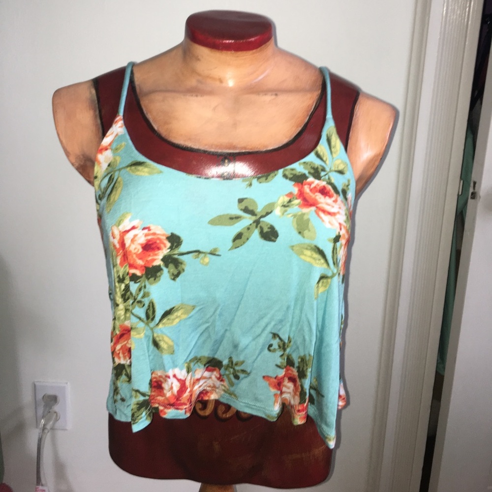 Copped blue floral tank top