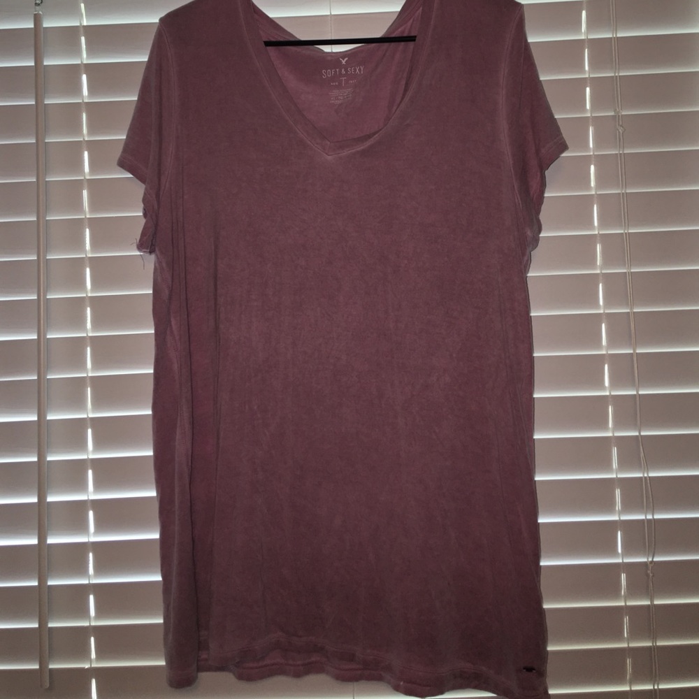 American Eagle shirt