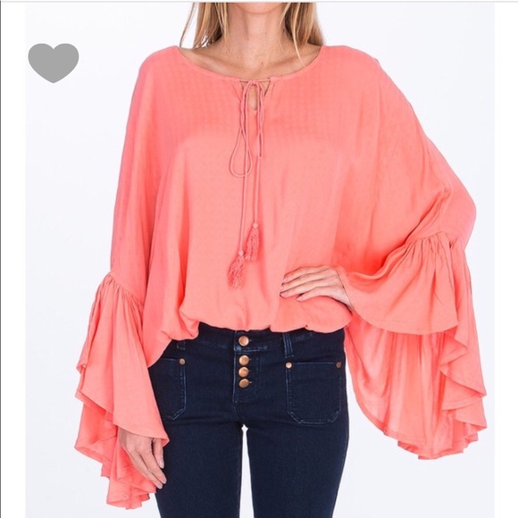 Olivecous Flowy blouse w/ ruffle sleeves 4 colors - Picture 2 of 5