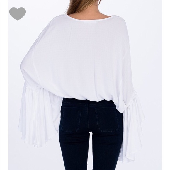 Olivecous Flowy blouse w/ ruffle sleeves 4 colors - Picture 5 of 5