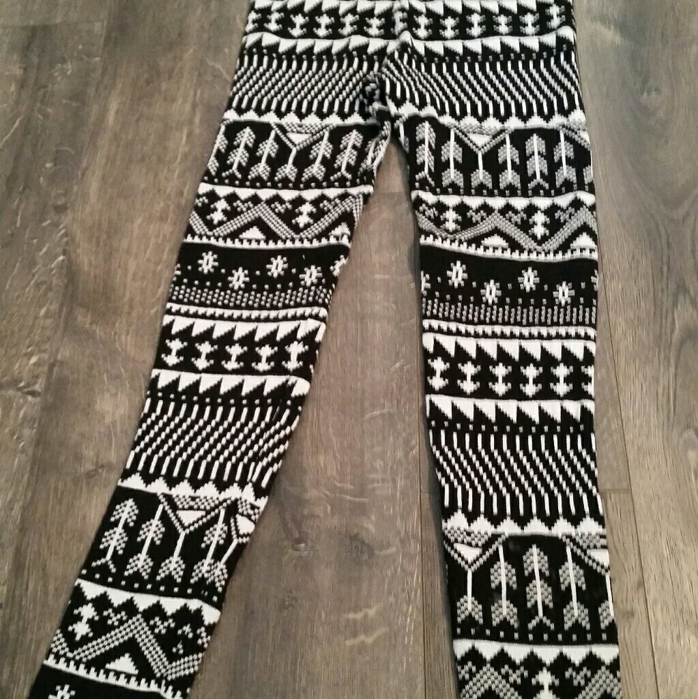 Kohl's Holiday Leggings