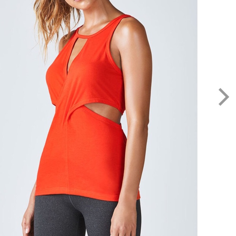 Fabletics Janel Tankonly 2 left!,