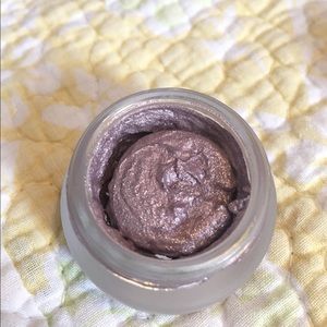 💜✨PRICE DROP✨💜Splurge Cream Shadow