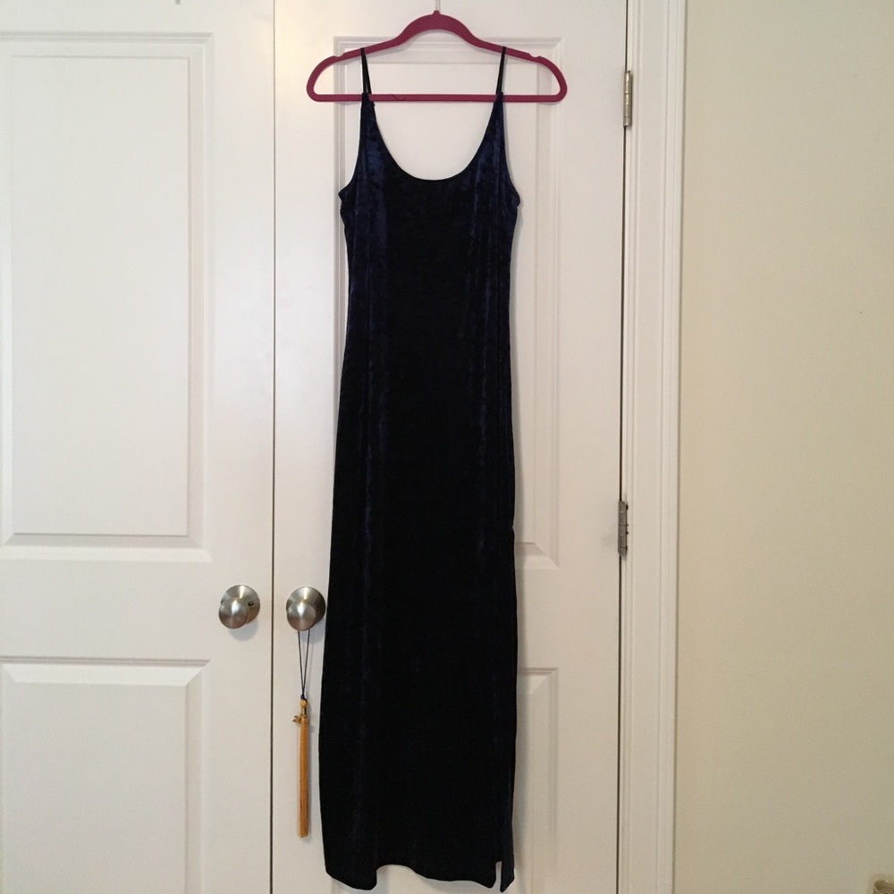 New with tags long velvet dress