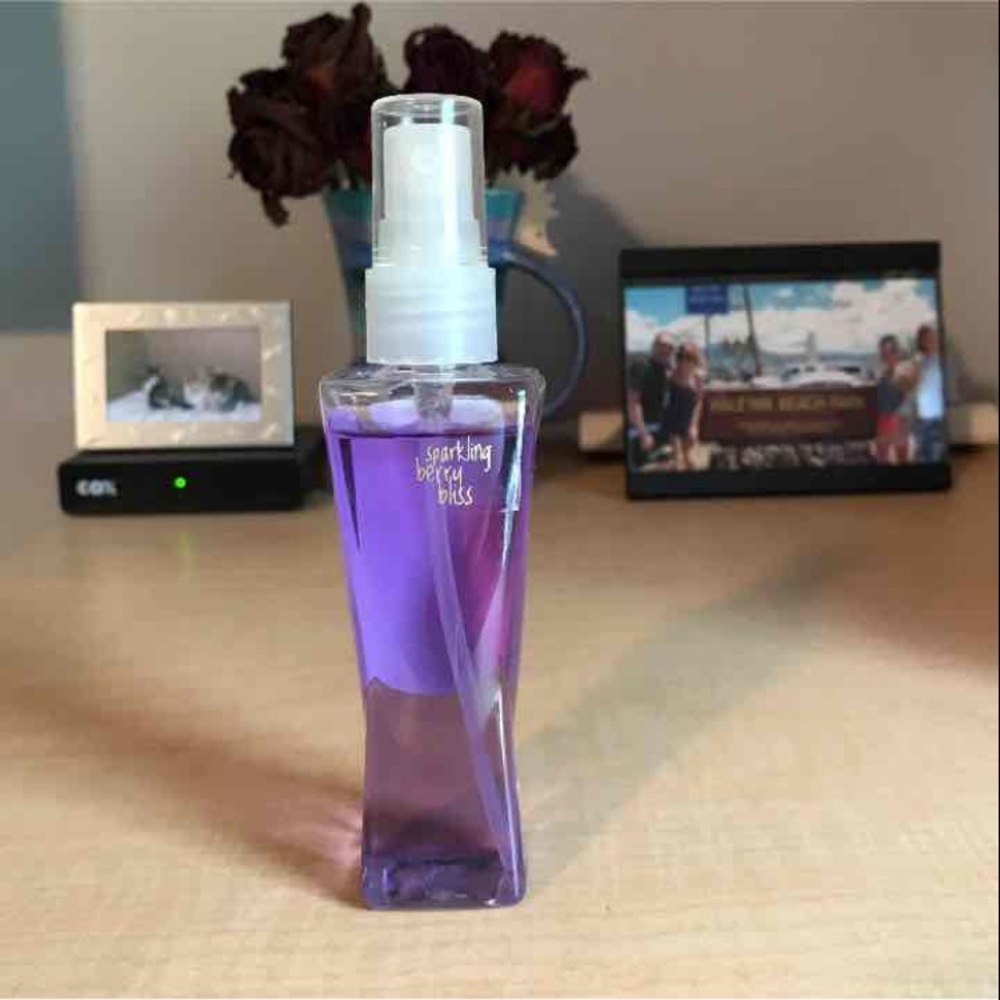 Sparkling berry bliss body mist