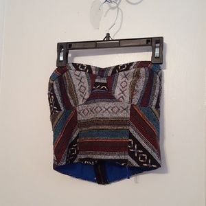 Hip tribal patterned crop top