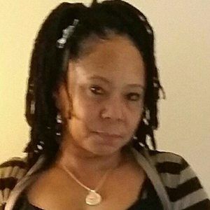 Meet your Posher, Nina