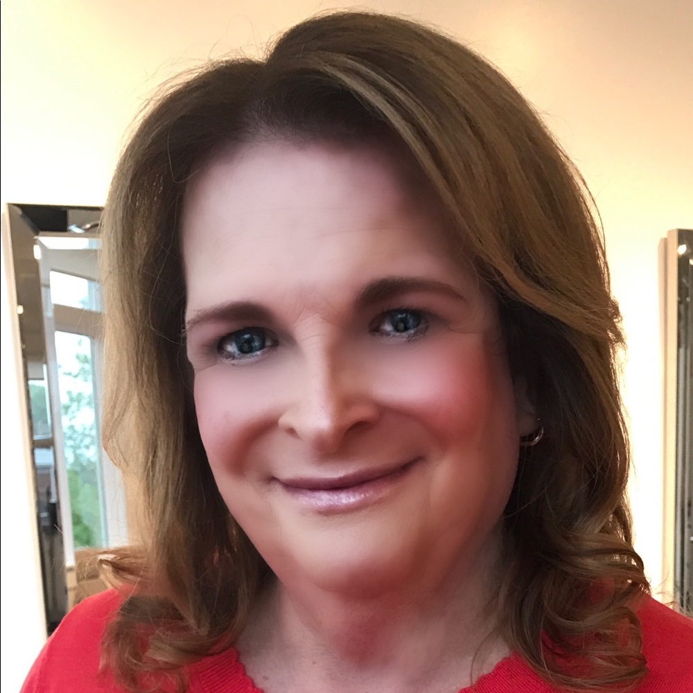 Meet your Posher, Valerie