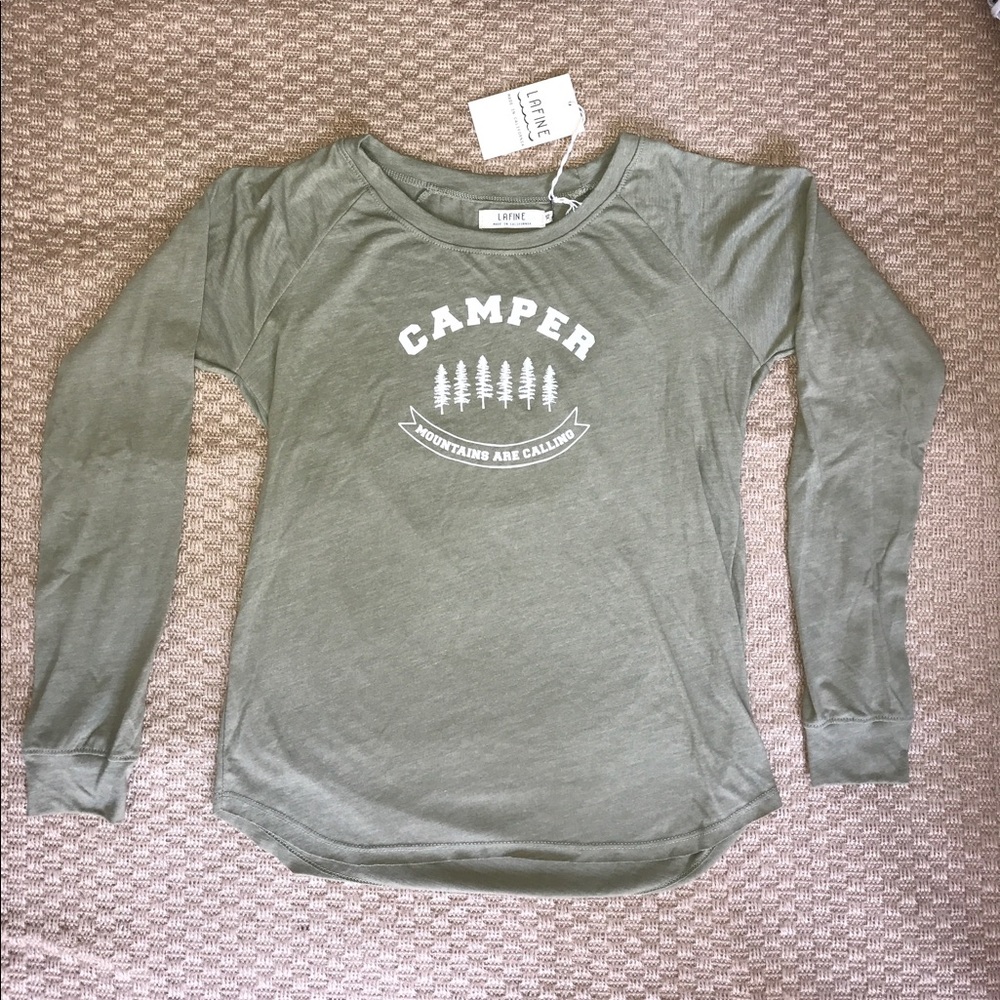 CAMPER BASEBALL TEE IN SIZE SMALL. SUPER SOFT!!