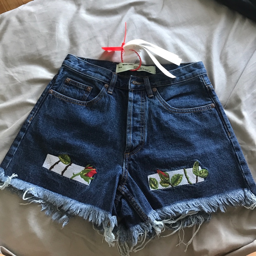 Off white denim short