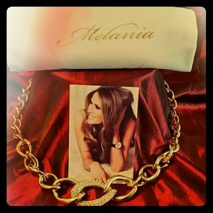 Melania Trump Linked Necklace