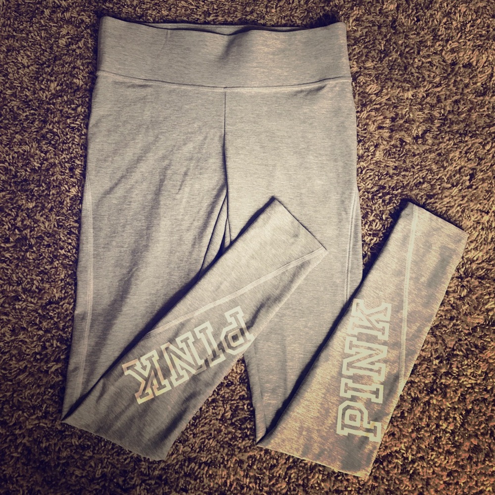 Victoria's Secret pink yoga leggings