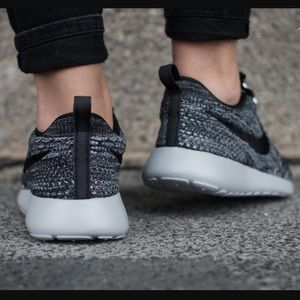 Nike Roshe Run Flyknit