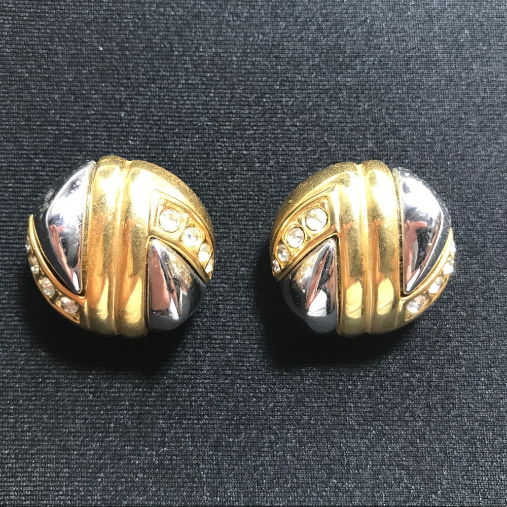 NOLAN MILLER SIGNED EARRINGS 💝