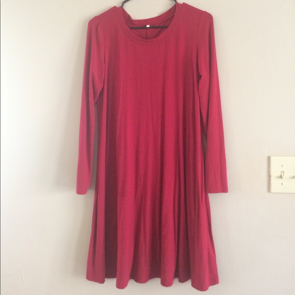 Long sleeve red dress