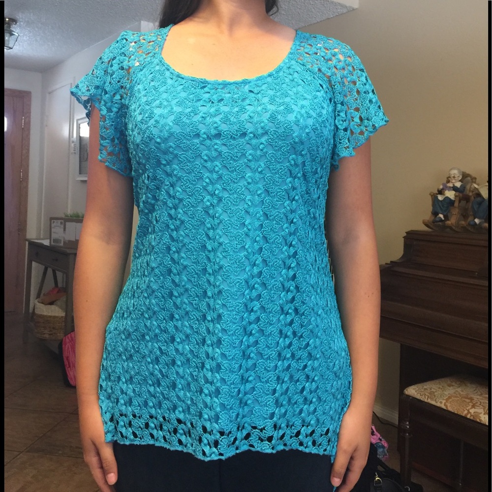 Turquoise blue a symmetrical lace top