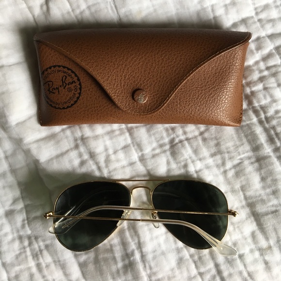 Ray-Ban Aviators - Picture 2 of 4