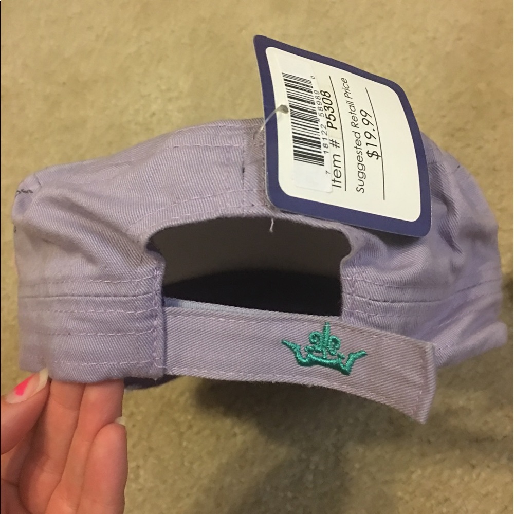 New hat - Picture 2 of 3