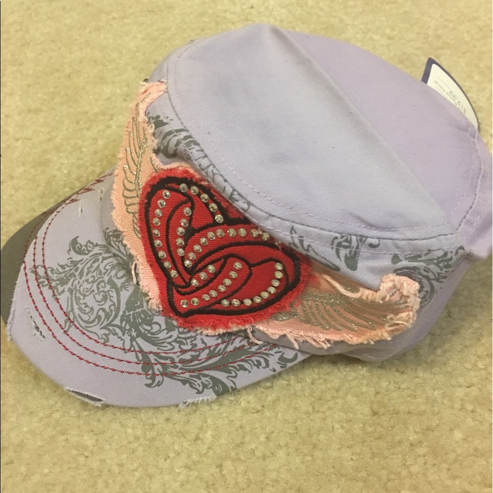 New hat - Picture 3 of 3